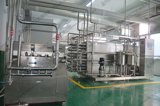 全自動茶飲料生產(chǎn)線 新型茶飲料三合一灌裝設備